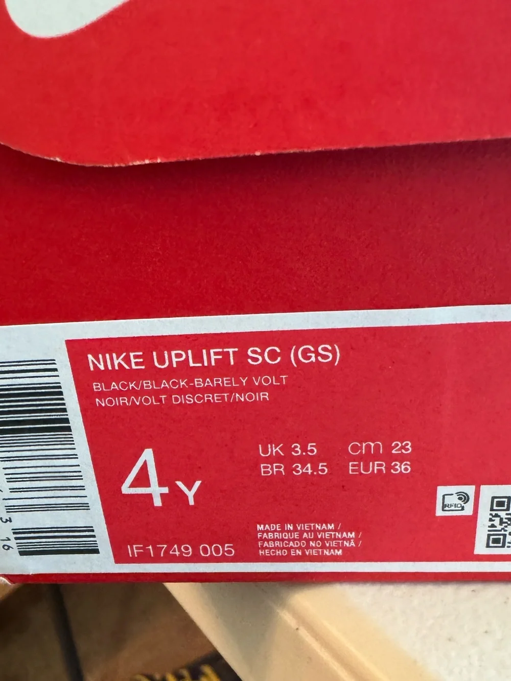 Nike Uplift SC Black Barely Volt, Size 4Y/5.5W. Brand New OG Box